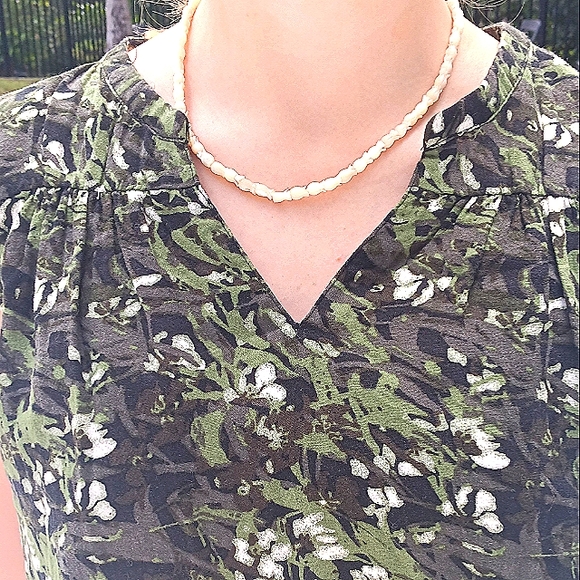 SALE Caslon by Nordstrom sleeveless V-neck top size S - Picture 2 of 11